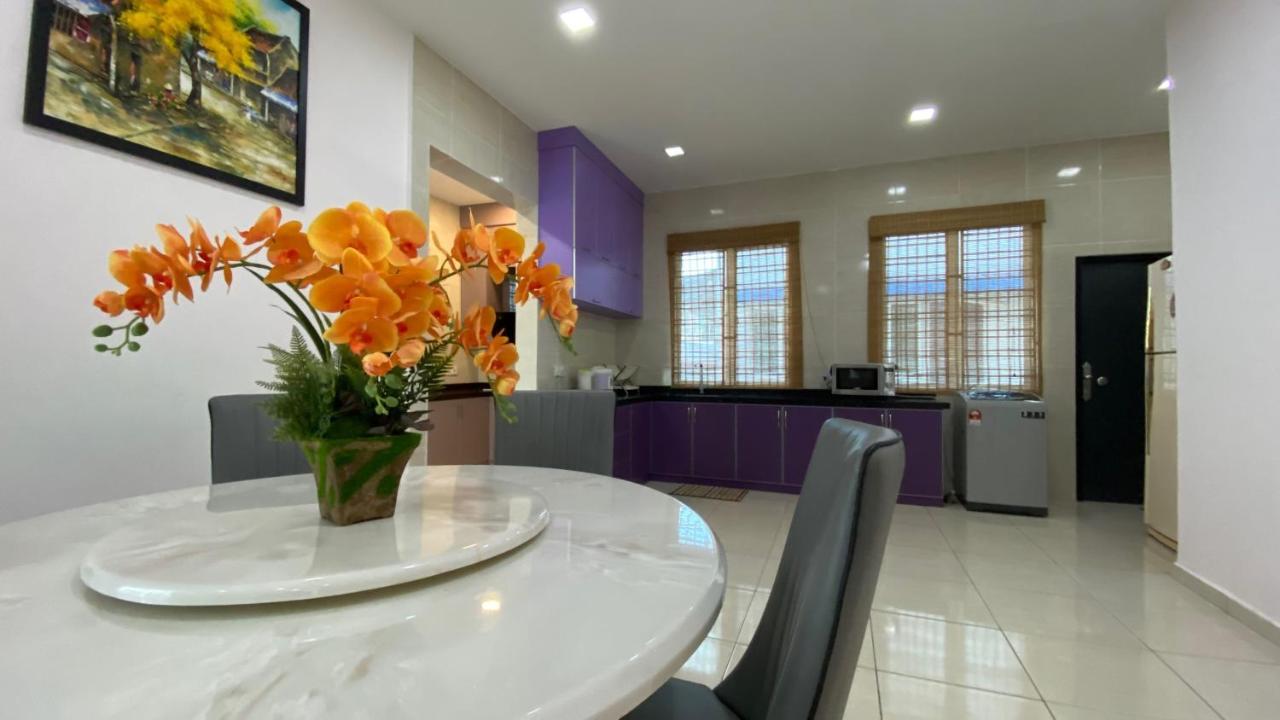 Simfoni Families Suite كواه المظهر الخارجي الصورة