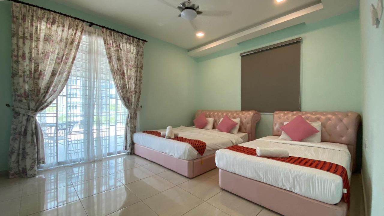 Simfoni Families Suite كواه المظهر الخارجي الصورة